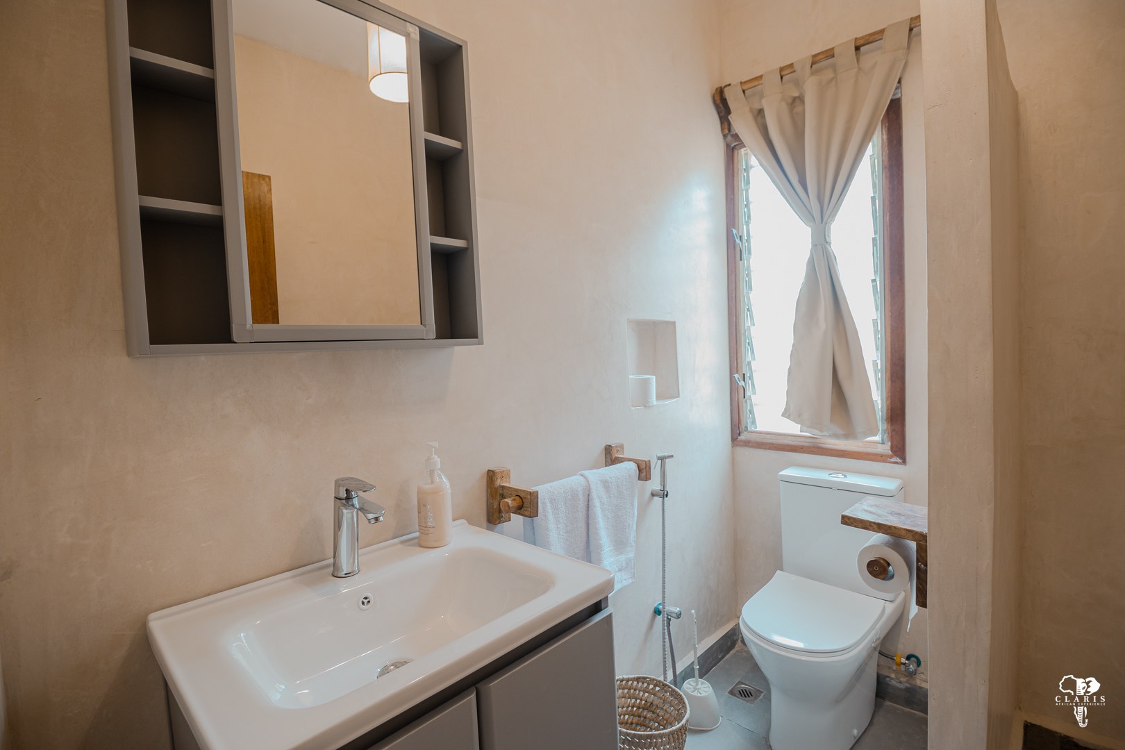 Jomba Paolo Oasis 1 1bedroom