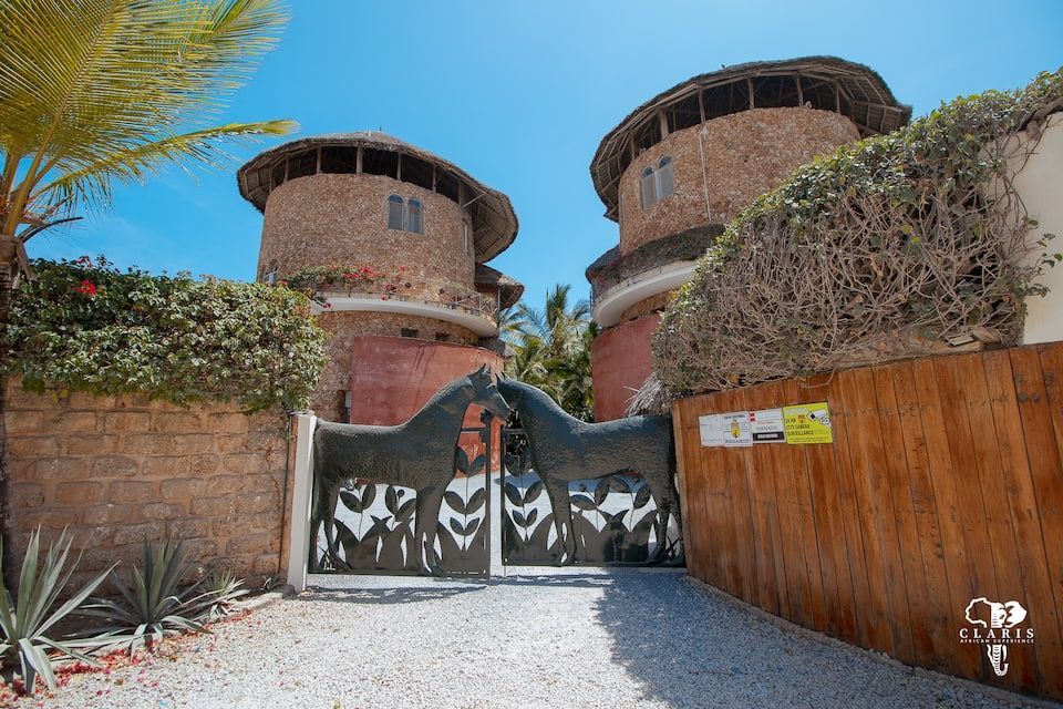 Camelot Apartment