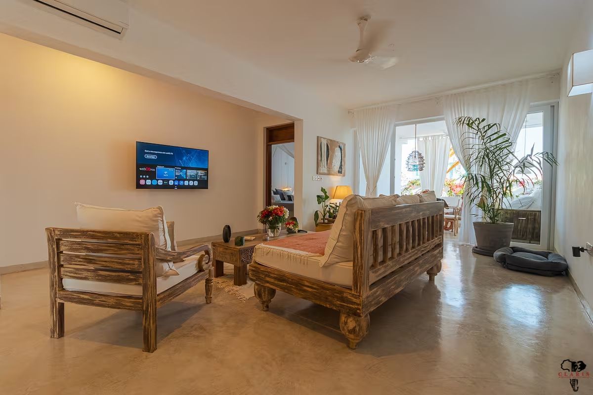 Pearl Apartment